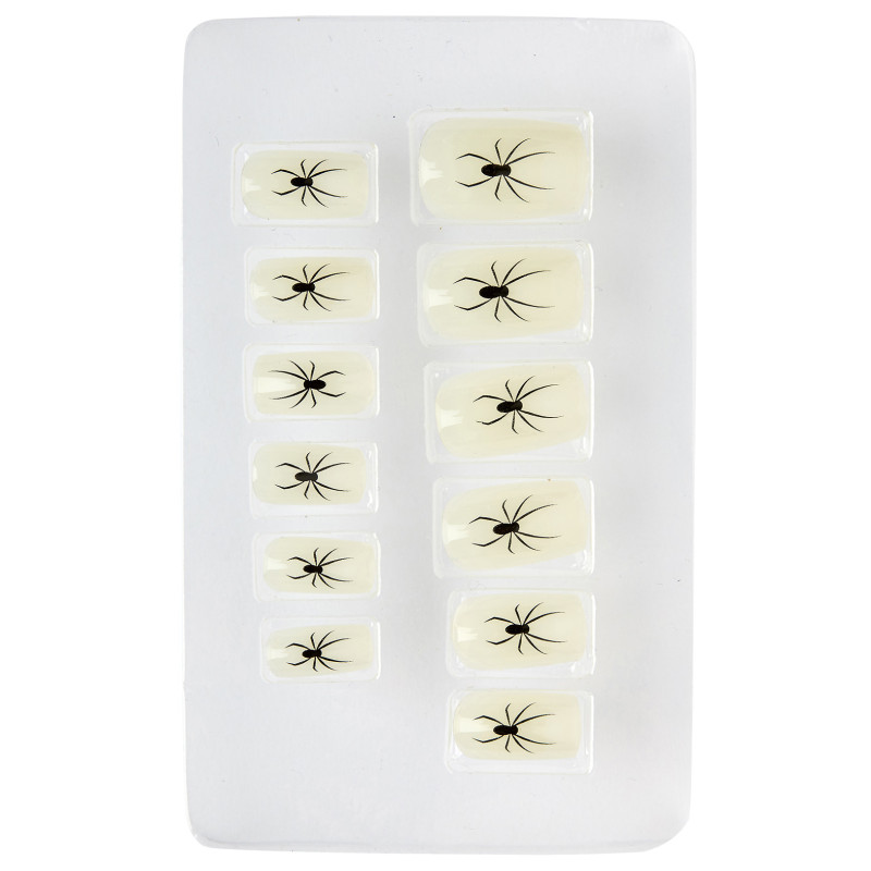 Nechty, ktoré svietia v tme čarodejnícky